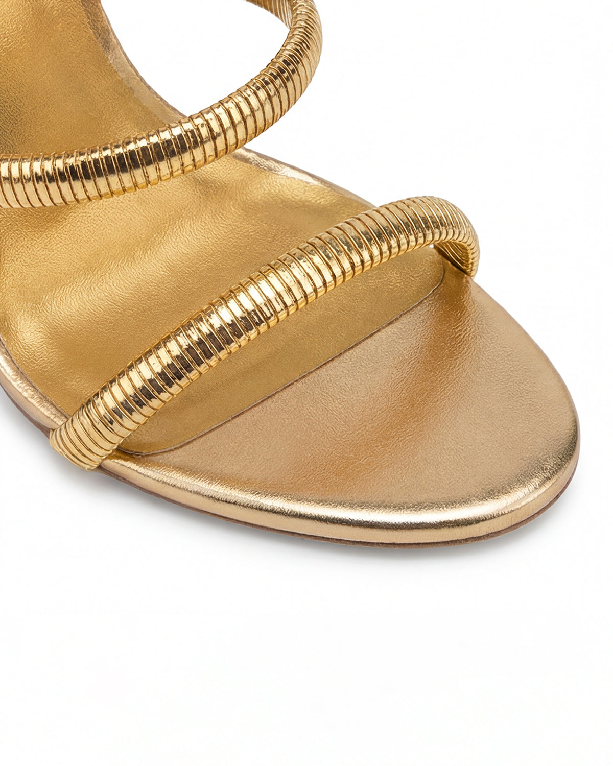 ST BARTH-HEELS