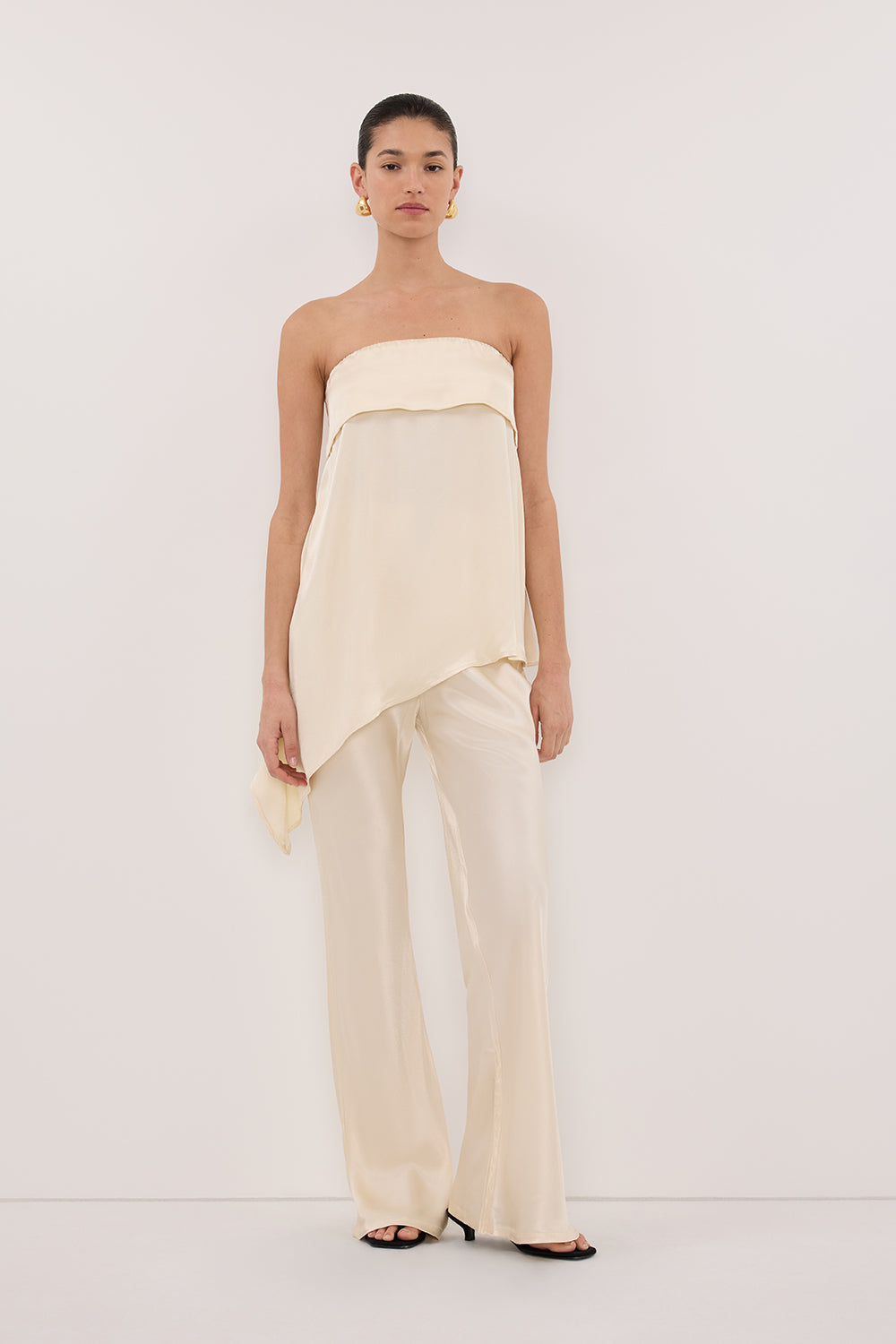 SANDY-CREAM TOP
