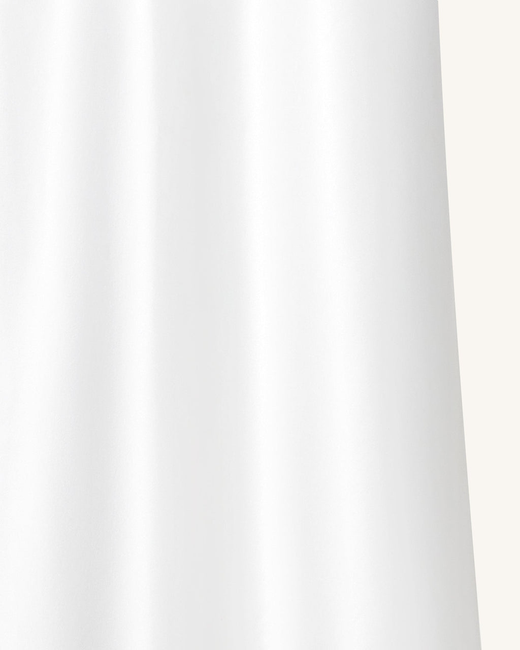 LYLY – WHITE SATIN