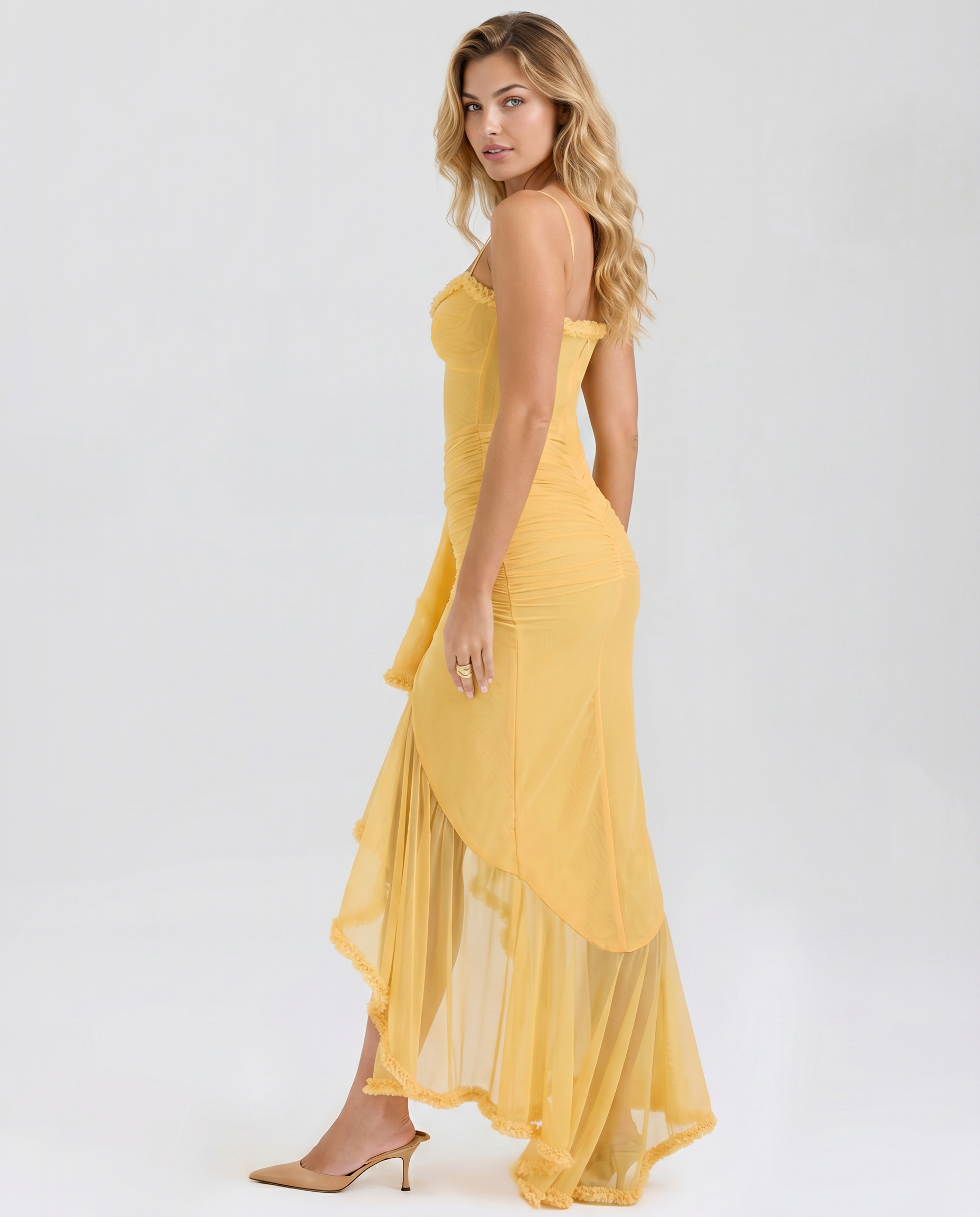 SERAPHINA – Elegance in Motion