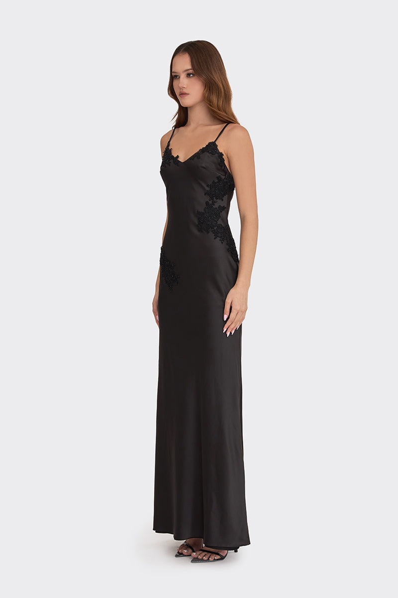 SIGNATURE BLACK