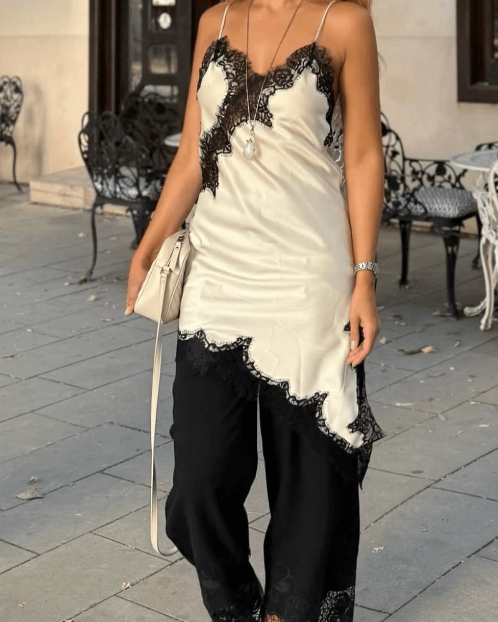 MEL-CHIC LACE